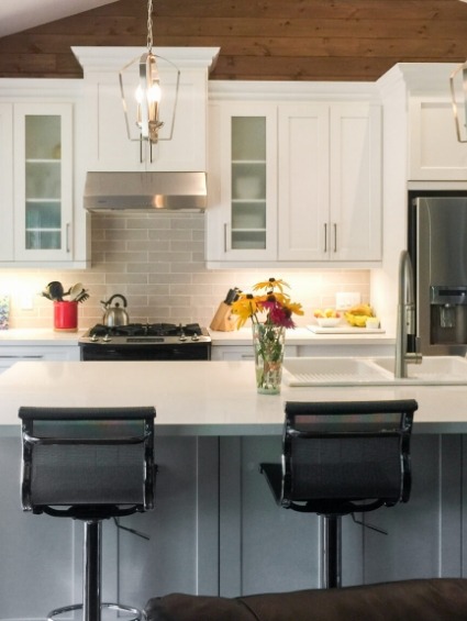 Elegance-Shaker-White-Kitchen-2-1-1536x1152